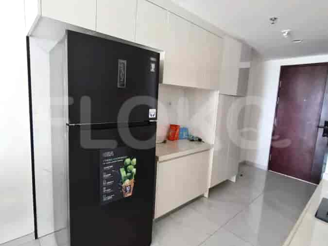 Luxury Living: Furnished 3BR Apartment for Sale - APA3251e, Middle Floor, Alam Sutera 9