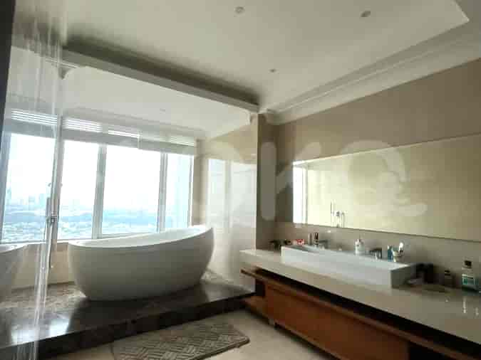 Apartemen 3BR Berperabotan Dijual - APA95a98, Lantai Tinggi, Permata Hijau 5