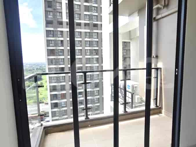APAa6d38 20th Floor | Unfurnished 2BR Apartment, Alam Sutera - For Sale 8
