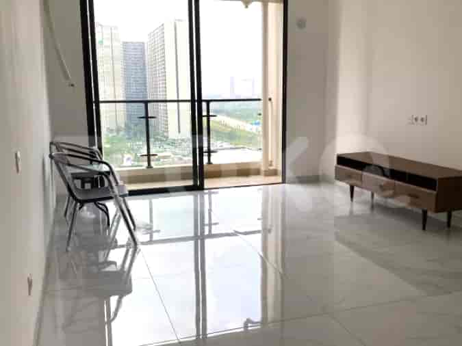 Stylish 3BR Apartment for Sale - APAfccad, Middle Floor, Skyhouse Alam Sutera 1