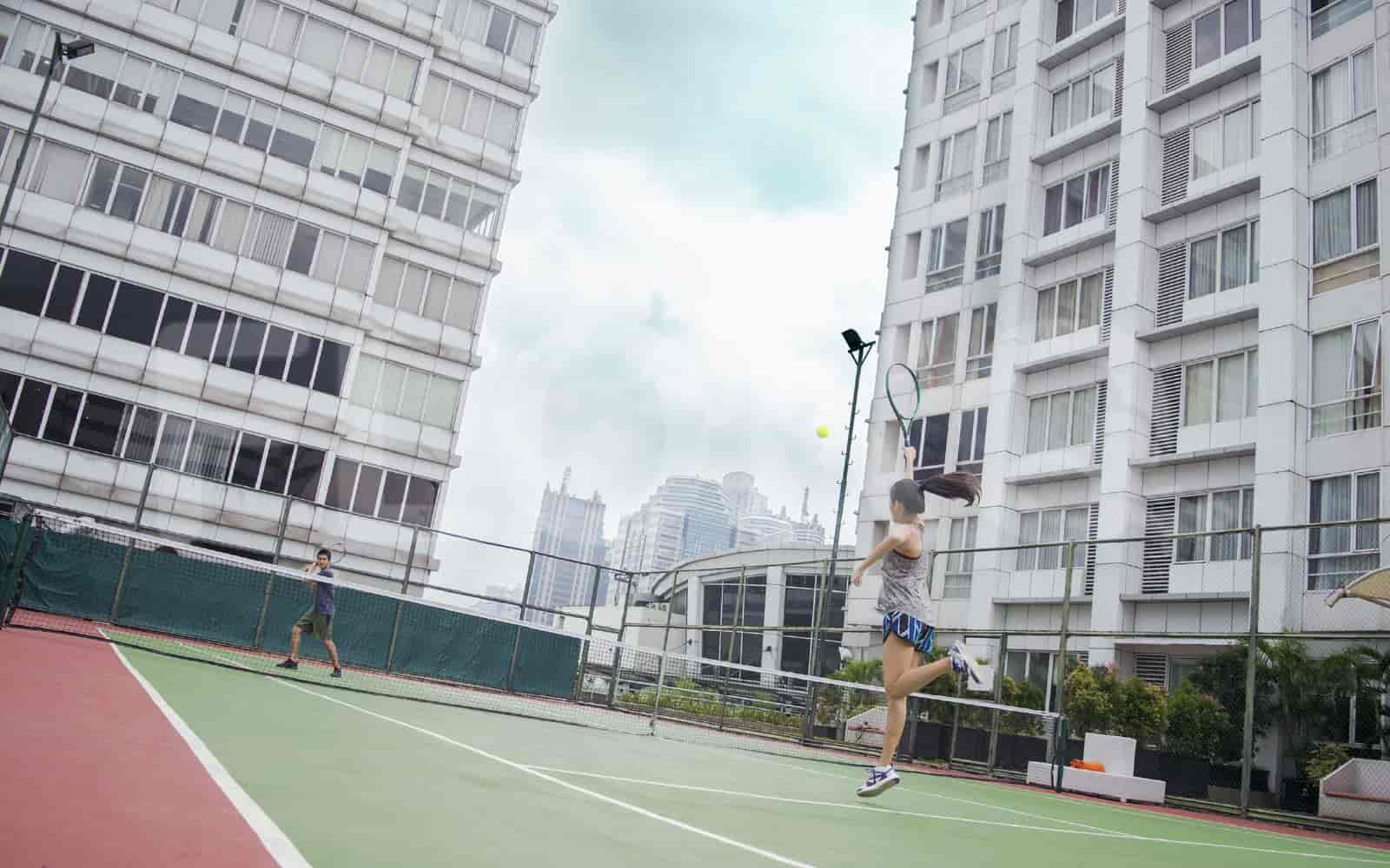 fx suites tennis_nw.jpg