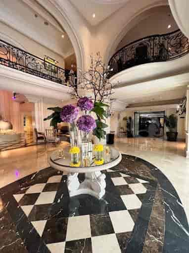 gran mahakam lobby_nw.jpg