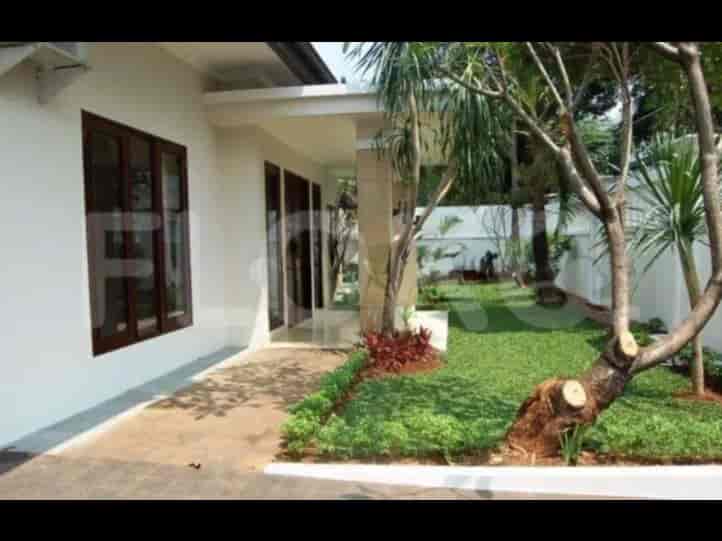 350 sqm, 4 BR house for rent in Kemang - Jakarta Selatan, Kemang - RHA918 1