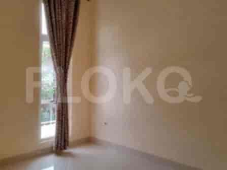 Dijual Rumah 3 BR, Luas 176 m2 di Perumahan Green Lake City, Cengkareng - RHAS8df 2
