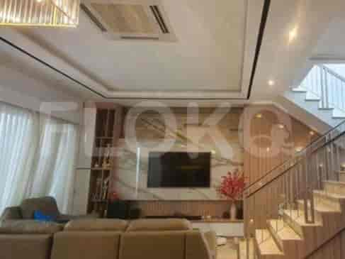200 sqm, 4 BR house for rent in Pantai Indah Kapuk Area, Penjaringan - RHA127 1