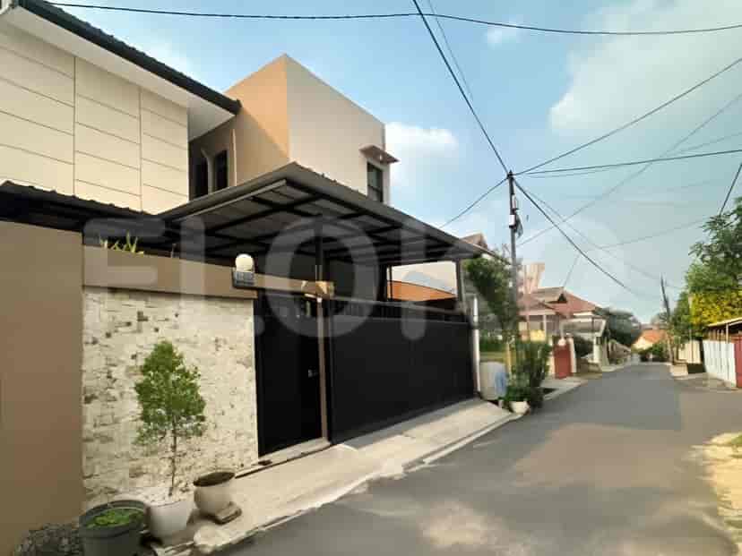 11BR House Cilandak for Sale with Negotiable Price | RHASac5, 2 Floors 2