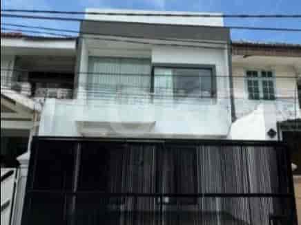 Dijual Rumah 3 BR, Luas 144 m2 di Muara Karang Area, Pluit - RHAS38f 1