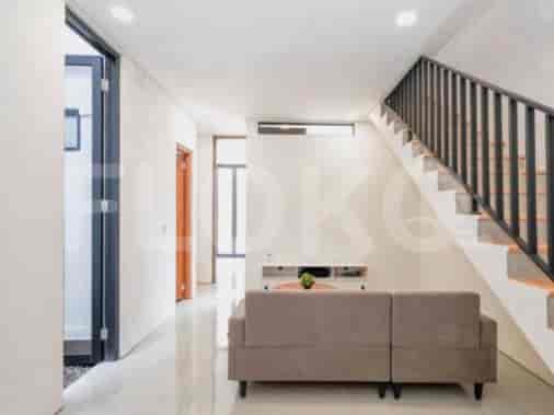 Dijual Rumah 3 BR, Luas 100 m2 di Natavasa Townhouse, Depok - RHAS61a 4