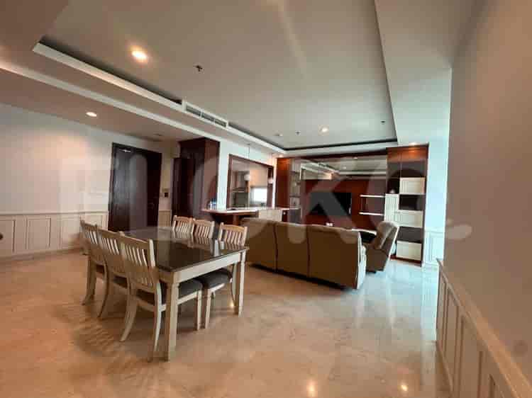 Tipe 3 Kamar Tidur di Lantai Tinggi untuk disewakan di Essence Darmawangsa Apartemen - fci43b 1