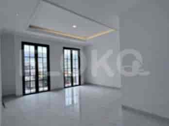 Dijual Rumah 4 BR, Luas 260 m2 di The Green BSD Serpong, Tangerang - RHAS984 4