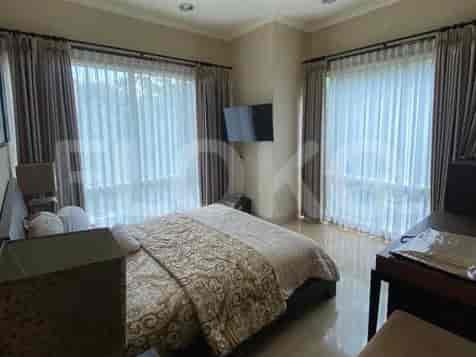 Rent 2 Bedroom on the 6th Floor of Senayan Residence Apartment: Flokq 4