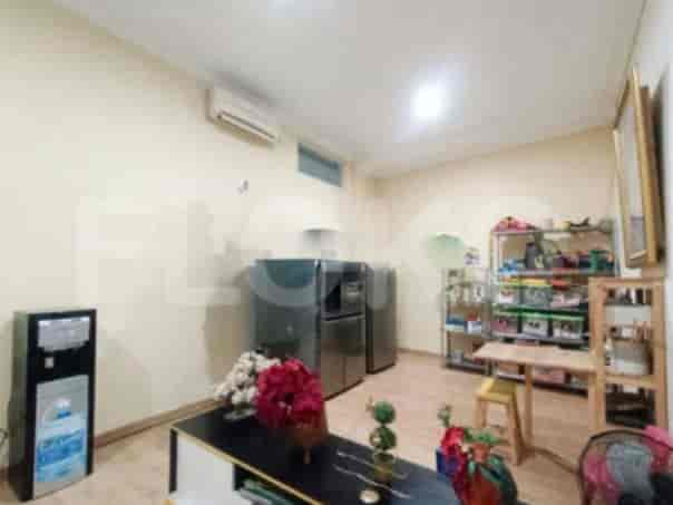 Dijual Rumah 4 BR, Luas 162 m2 di Poltangan Pejaten Timur, Pejaten - RHAS0ef 2