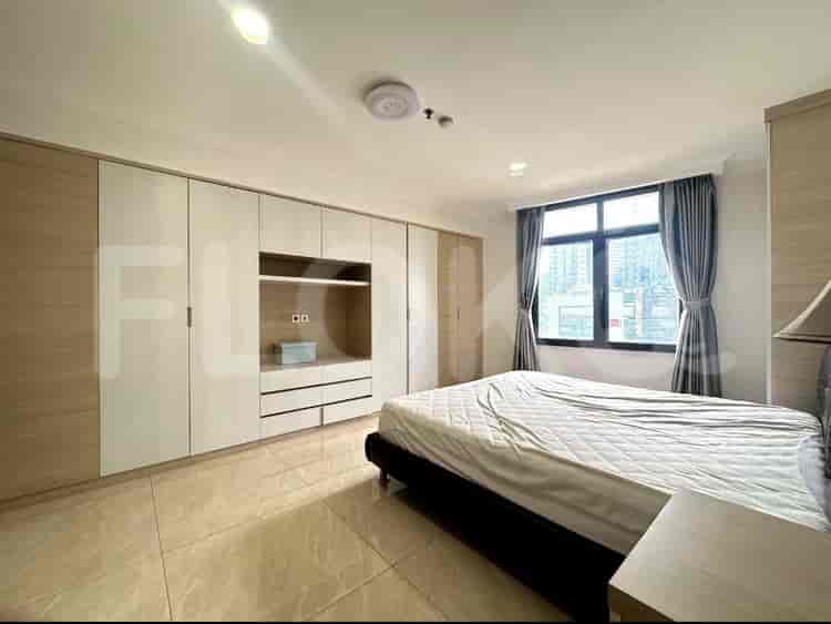 3 Bedroom on Middle Floor for Rent in Kusuma Chandra Apartment - fsu391 3