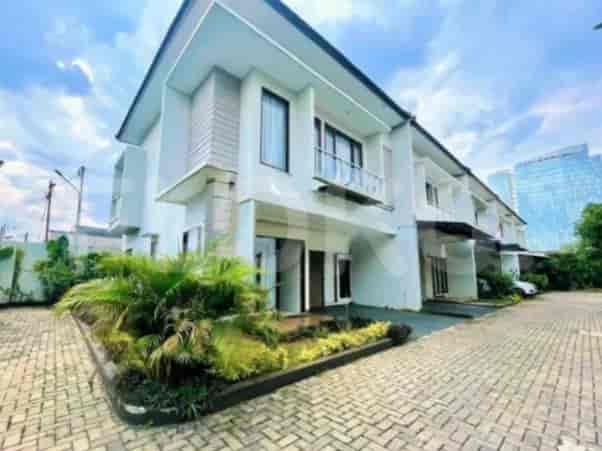 Dijual Rumah 3 BR, Luas 152 m2 di Kebagusan - Jakarta Selatan, Pasar Minggu - RHAS1f5 1