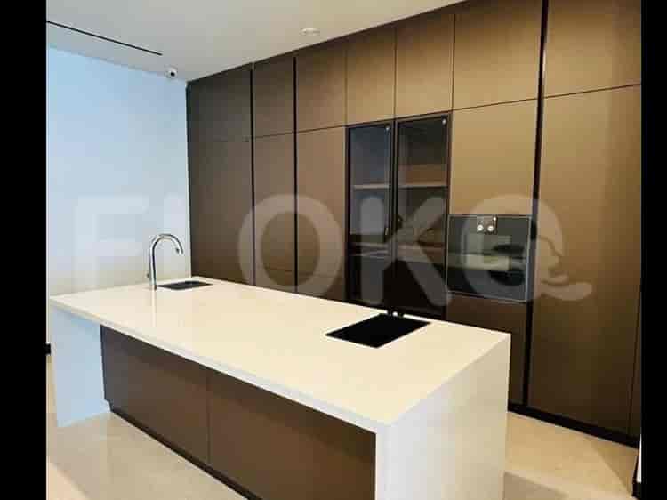 Tipe 3 Kamar Tidur di Lantai Rendah untuk disewakan di The Pakubuwono Menteng Apartemen - fme4bf 3