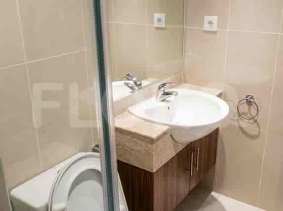 2 Bedroom on Middle Floor for Rent in Kuningan City (Denpasar Residence) - fku215 8