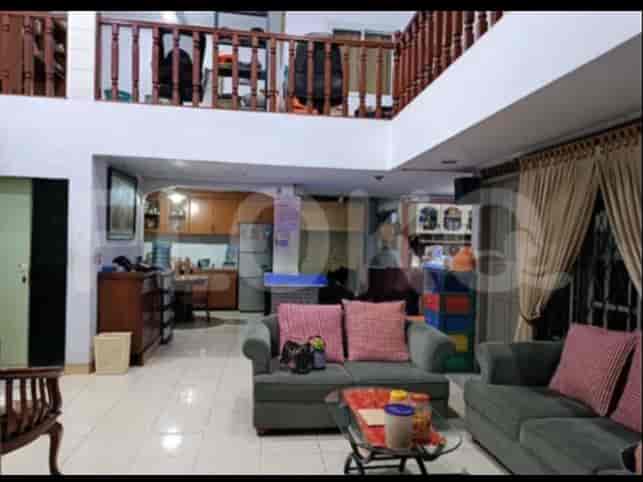 Dijual Rumah 4 BR, Luas 220 m2 di Sumur Batu, Kemayoran - RHAS460 1