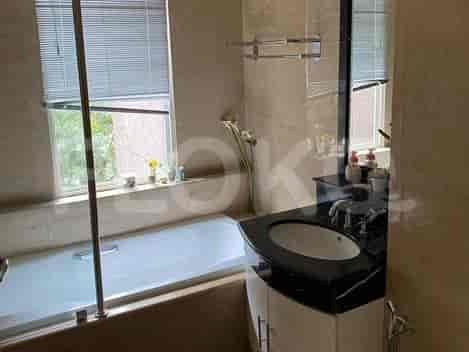 2 Bedroom on Low Floor for Rent in Senayan Residence - fsea2f 8