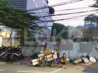 882 sqm, Land for Sale in Jl Raya Pasar Baru, Pasar Baru 1