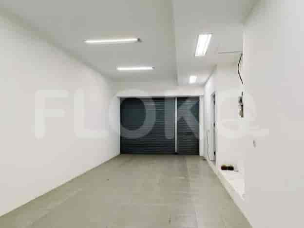 Disewakan Rumah 3 BR, Luas 457 m2 di Menteng, Menteng - RHA3fe 3