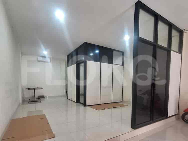 Dijual Ruko Luas 261 m2 di Gambir, Menteng - RKSd60 1