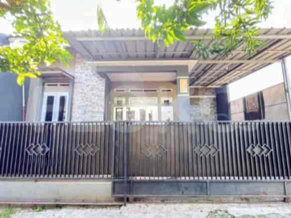 Dijual Rumah 2 BR, Luas 45 m2 di Jalan Al-Hidayah Sawangan, Depok - RHAS5f7 1