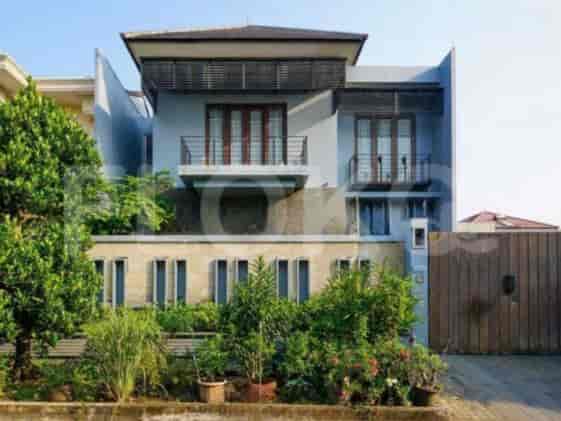 RHAS275, 2-Floor House in Puri Indah for Sale | Semi-Furnished 1