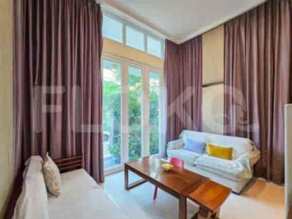 RHAS55e | House in Puri Indah for Sale: 3 Floors with Carport 2