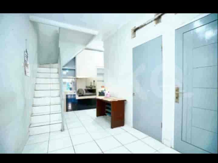 Dijual Rumah 2 BR, Luas 45 m2 di Perumahan Griya Kenanga - Cipondoh, Tangerang - RHASe5b 4