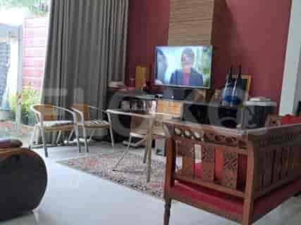 RHAS816, 2 Floors House in Bintaro For Sale | 5BR with Carport 4