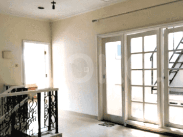 Disewakan Rumah 3 BR, Luas 200 m2 di Pantai Indah Kapuk, Penjaringan - RHA292 1