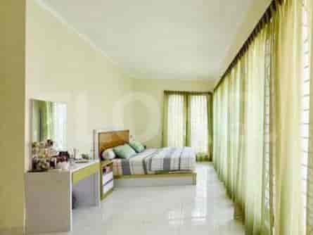296 sqm, 5 BR house for sale in Discovery Bintaro Jaya, Tangerang - RHAS39c 5