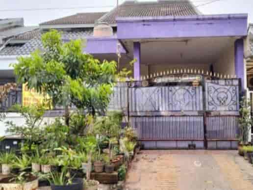Dijual Rumah 3 BR, Luas 240 m2 di Cluster Taman Royal Cipondoh, Tangerang - RHAS3b5 1