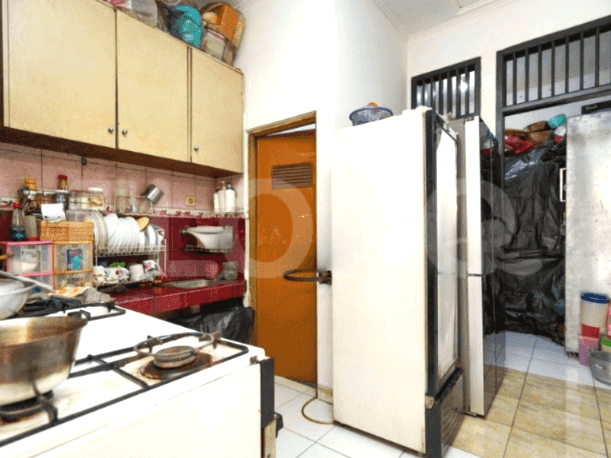 Dijual Rumah 3 BR, Luas 90 m2 di Sukatani - Depok, Depok - RHAS40b 3