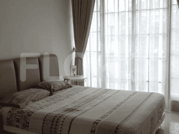 Disewakan Rumah 3 BR, Luas 125 m2 di Green Lake City, Cengkareng - RHAb0d 3