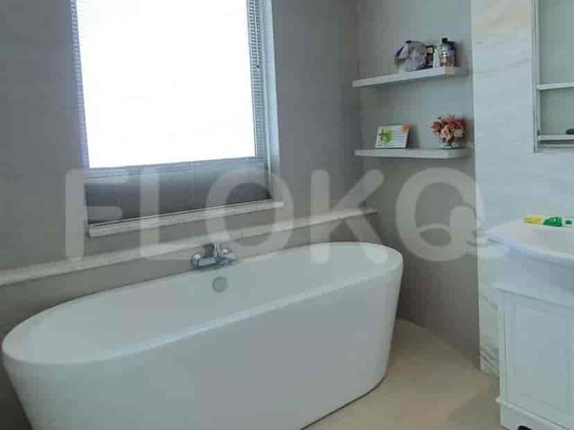 Dijual Apartemen 3 BR, Lantai Menengah, Luas 180 m2 di Apartemen Residence 8 Senopati: Flokq 5