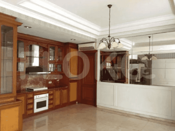 RHAS1c1, 2-Floor House in Pondok Indah for Sale | Prime Location 2