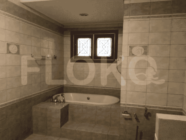 600 sqm, 4 BR house for sale in Pondok Indah - Jakarta Selatan, Pondok Indah - RHAS1c1 3