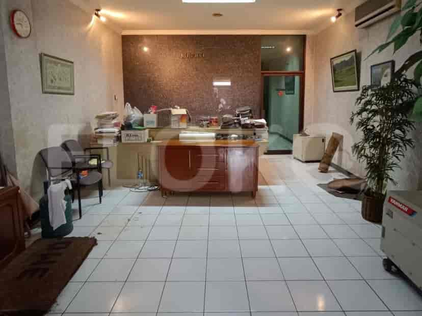 280 sqm, shophouse for rent in Jalan Roxy Mas, Kelapa Gading 2