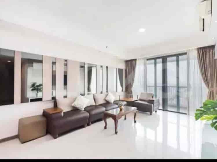 3 Bedroom on High Floor for Rent in ST Moritz Apartment - fpuf00 1