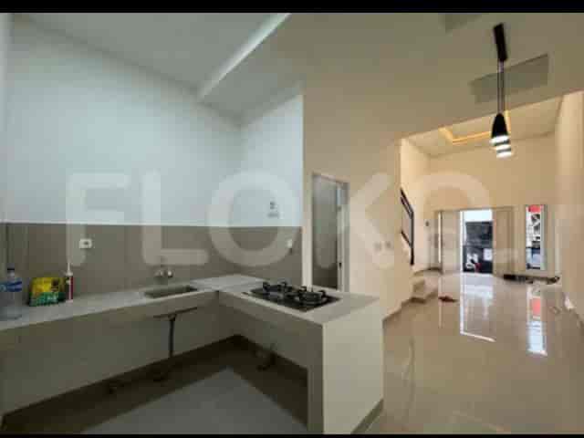 147 sqm, 3 BR house for sale in Grogol - Jakarta Barat, Grogol - RHASc77 3