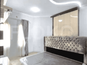 Dijual Rumah 3 BR, Luas 240 m2 di Lenteng Agung - Jakarta Selatan, Lenteng Agung - RHAS34d 7