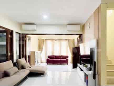 296 sqm, 5 BR house for sale in Discovery Bintaro Jaya, Tangerang - RHAS39c 3