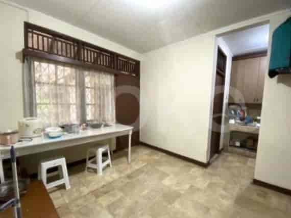 RHAS97a, 2 Floors House for Sale in Tangerang | 6BR with Carport 4