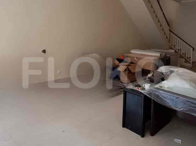 Disewakan Ruko Luas 150 m2 di Citra Grand, Bekasi - RKRc3b 3