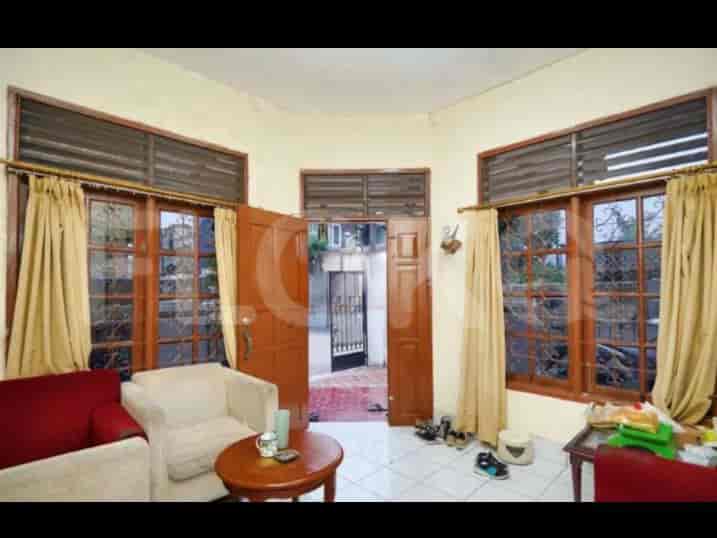 192 sqm, 4 BR house for sale in Jalan Bontang III - Pondokgede, Bekasi - RHAS491 4