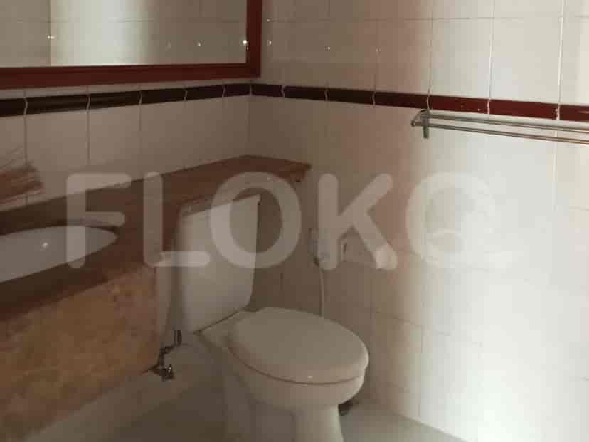Bathroom with a toilet and sink.
