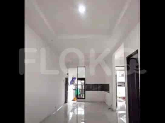 Dijual Rumah 4 BR, Luas 150 m2 di Jl. Raya Cinere Depok, Cinere - RHAS238 2