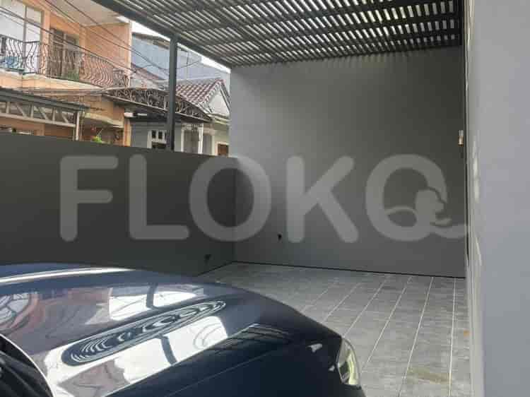 300 sqm, 4 BR house for rent in Kelapa Gading, Kelapa Gading - RHAf2c 2