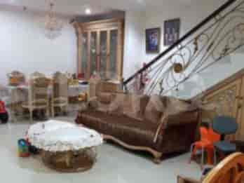 Dijual Rumah 4 BR, Luas 300 m2 di Perumahan Taman Kencana - Cengkaren, Cengkareng - RHAS470 3